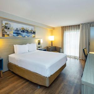 Comfort Inn East